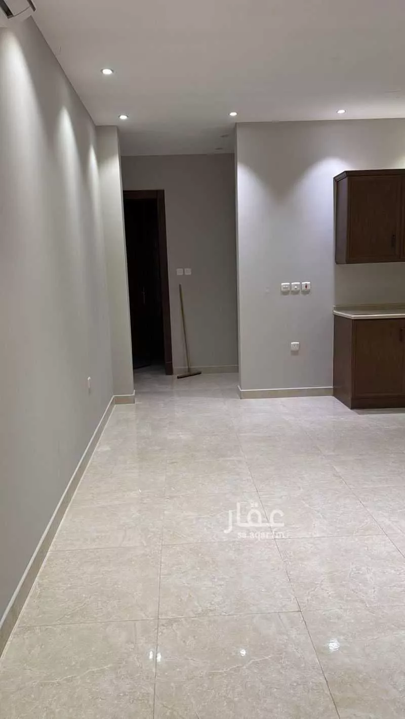 شقة للإيجار في شارع شهاب الدين بن ماجد, حي القيروان, مدينة الرياض, منطقة الرياض 1 صورة