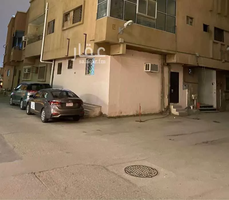 عمارة للبيع في شارع عين الثغرة, حي أم الحمام الشرقي, مدينة الرياض, منطقة الرياض 1 صورة