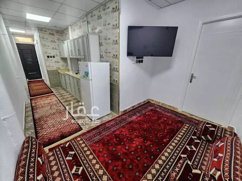شقة للإيجار في شارع سعد بن زيد الطائى, حي الدفاع, مدينة المدينه المنوره, منطقة المدينة المنورة 1 صورة