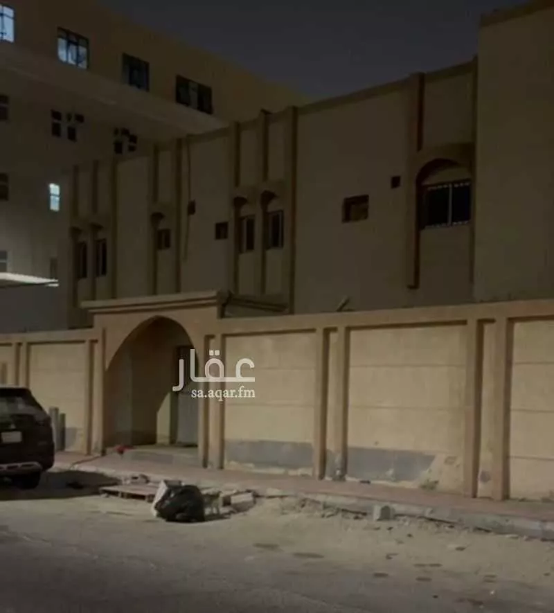 بيت للبيع في شارع موسى القاضي ، حي بدر ، الدمام ، الدمام 1 صورة