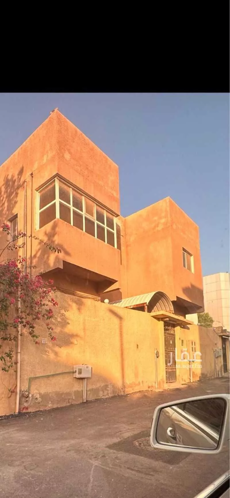 فيلا للبيع في شارع ابي الفضل, حي الورود, مدينة الرياض, منطقة الرياض 1 صورة