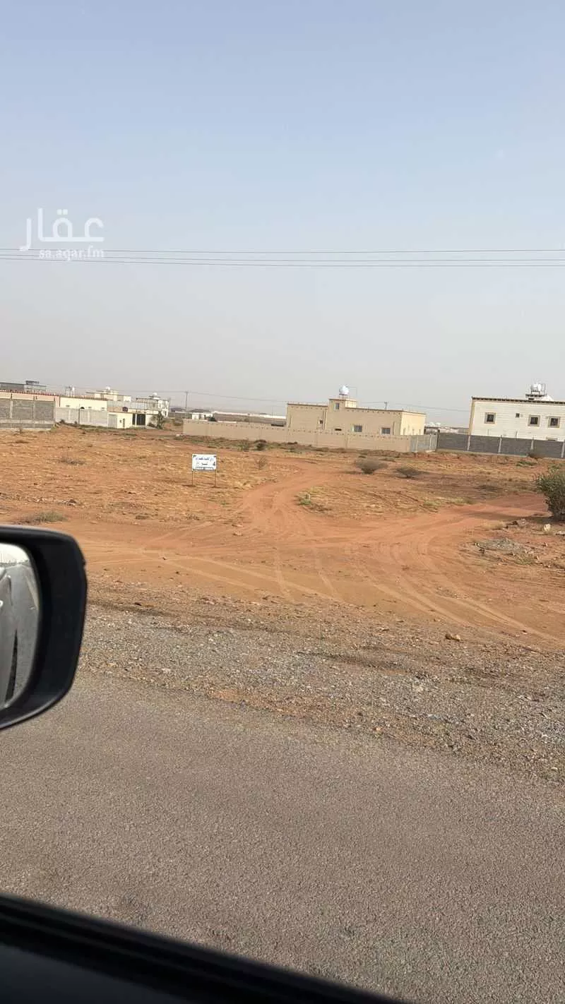 أرض للبيع في طريق الملك سعود ابن عبد العزيز ، بئر عسكر ، منطقة نجران 1 صورة