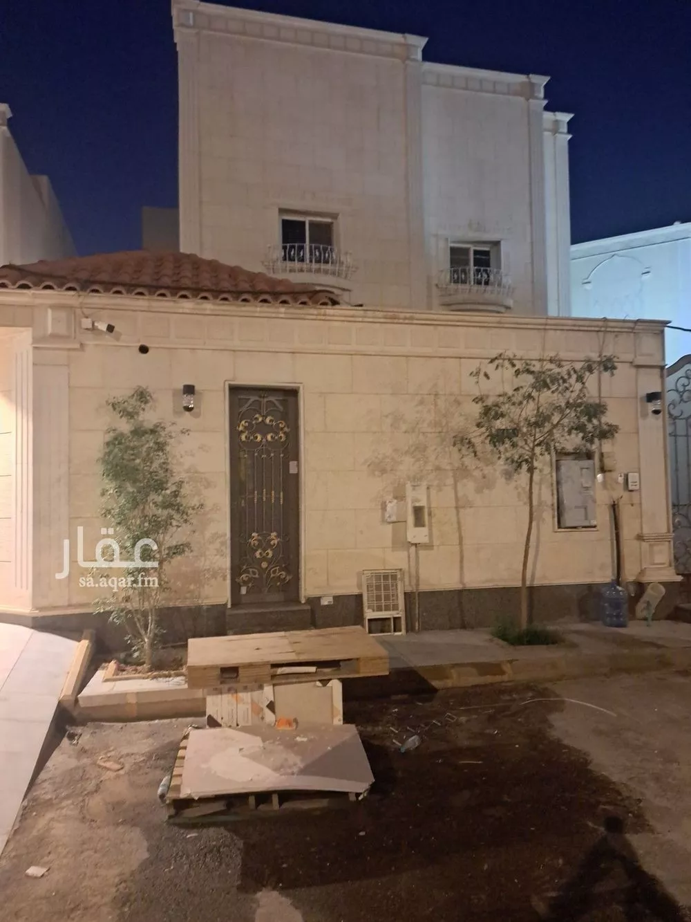 فيلا للإيجار في شارع البلدة, حي الحمراء, مدينة الرياض, منطقة الرياض 1 صورة