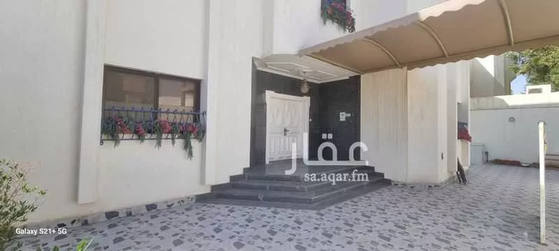 فيلا للبيع في شارع ابراهيم بن باز, حي العليا, مدينة الرياض, منطقة الرياض 1 صورة