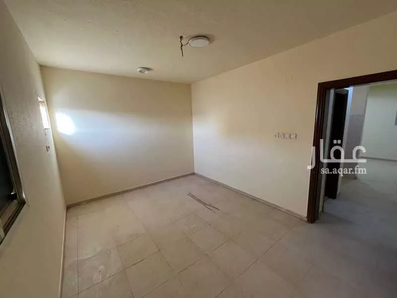 شقة للإيجار في شارع الامير عبدالله ابن عبدالرحمن ، حي ظهرة العودة شرق ، الدرعية ، الدرعية 1 صورة