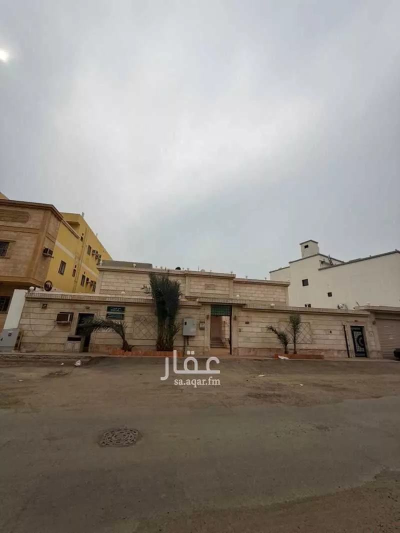 فيلا للبيع في شارع أبو عمارة التيمي, حي طيبة, مدينة جدة, منطقة مكة المكرمة 1 صورة