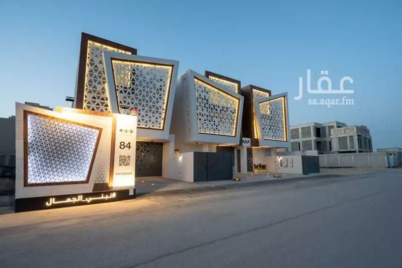 دور للبيع في شارع أحمد بن عمير, حي القيروان, مدينة الرياض, منطقة الرياض 1 صورة