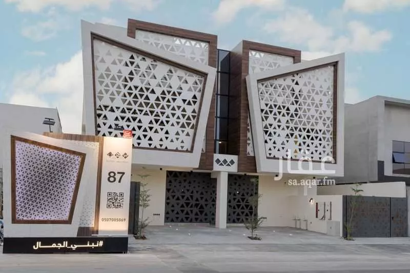 دور للبيع في شارع ابراهيم بن الاحمدي, حي القيروان, مدينة الرياض, منطقة الرياض 1 صورة