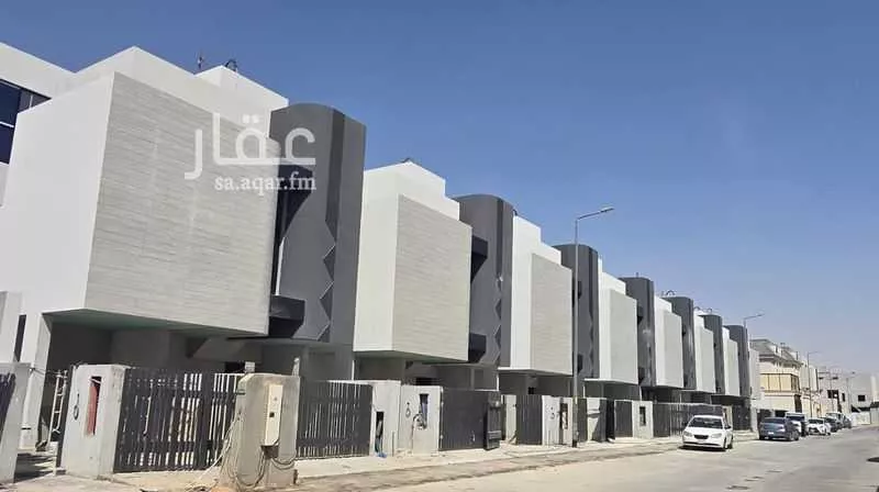 دور للبيع في شارع الجحاف بن حكيم السلمي, حي القيروان, مدينة الرياض, منطقة الرياض 1 صورة