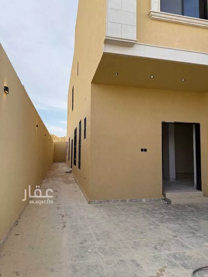 فيلا للبيع في شارع وادي فاطمه ، حي ضاحية نمار ، الرياض ، منطقة الرياض 1 صورة
