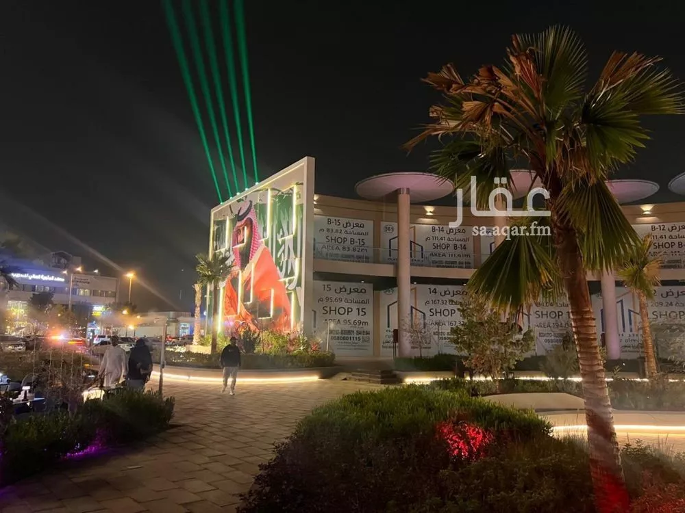محل للإيجار في شارع الشيخ عبدالرحمن بن فريان, حي السويدي الغربي, مدينة الرياض, منطقة الرياض 1 صورة