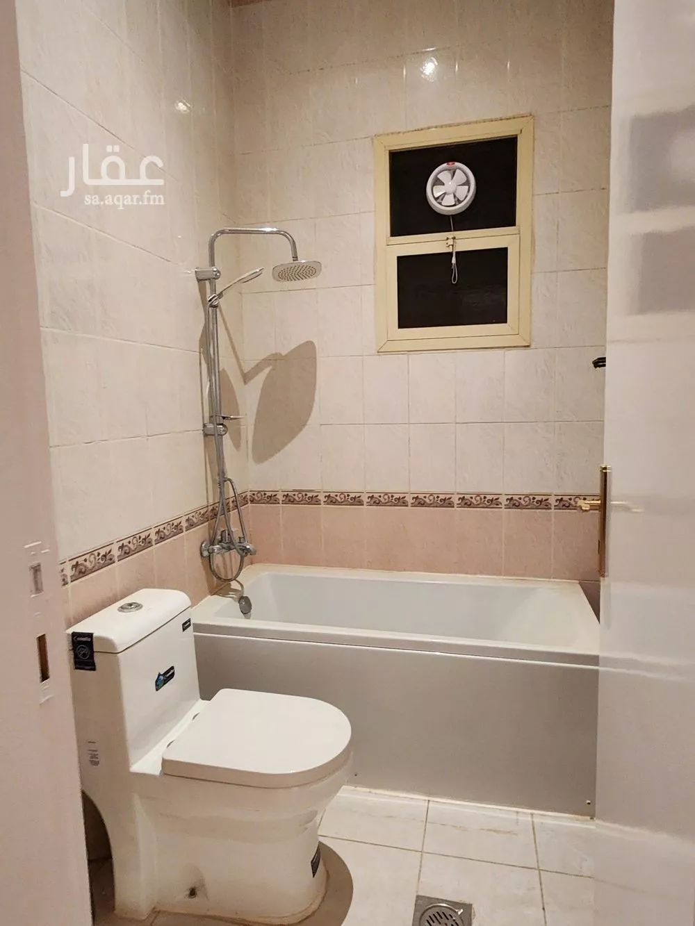 دور للإيجار في شارع الرشدية, حي الملقا, مدينة الرياض, منطقة الرياض 1 صورة