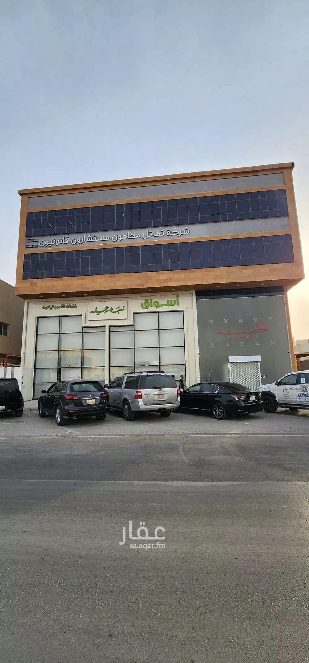 محل للإيجار في شارع عثمان بن عفان الفرعي, حي النرجس, مدينة الرياض, منطقة الرياض 1 صورة
