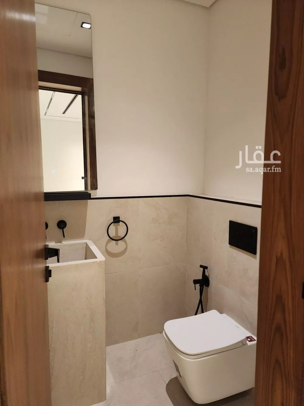 دور للإيجار في شارع رقم 421, حي الملقا, مدينة الرياض, منطقة الرياض 1 صورة