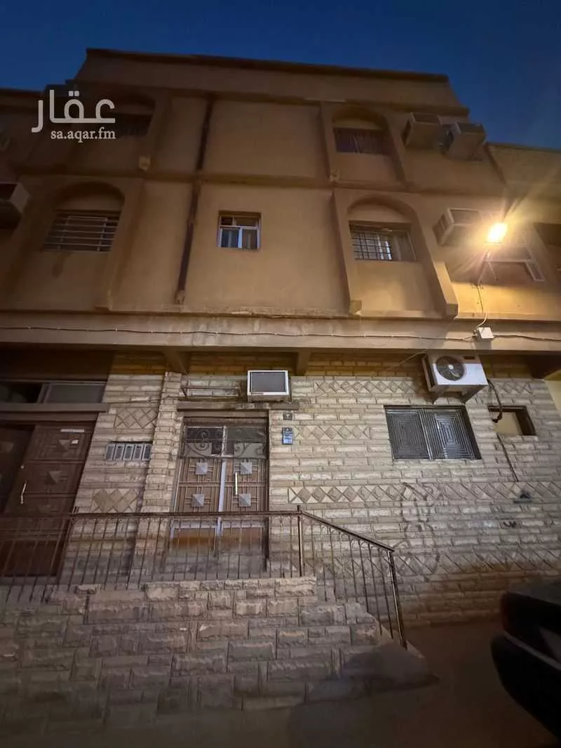 عمارة للبيع في شارع يزيد الخزرجي ، حي الناصرية ، الرياض ، منطقة الرياض 1 صورة