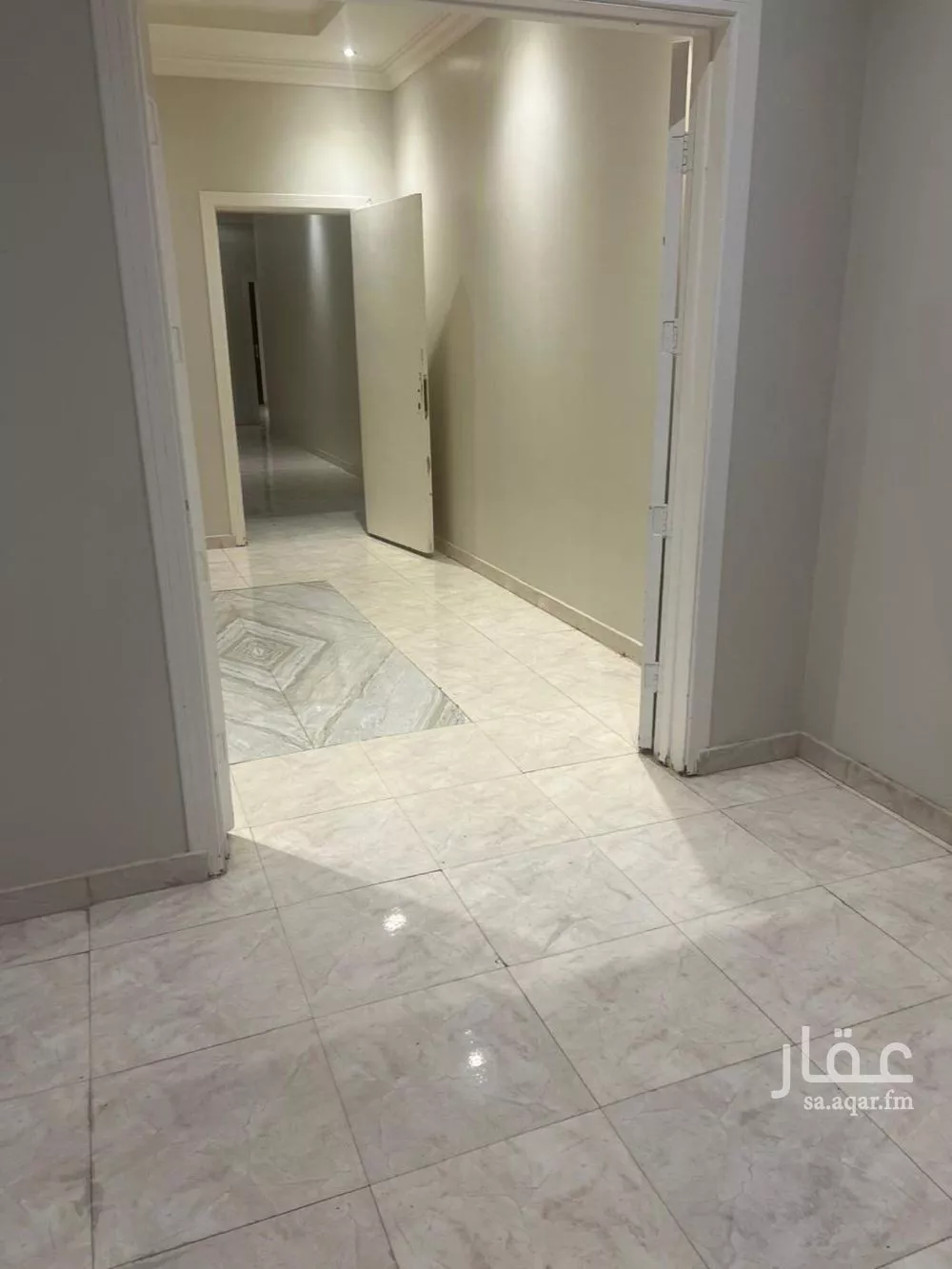 دور للإيجار في شارع رقم 18, حي الملك عبدالله, مدينة الرياض, منطقة الرياض 1 صورة