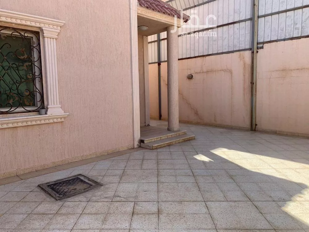 فيلا للبيع في شارع جبل النير, حي الملك عبدالعزيز, مدينة الرياض, منطقة الرياض 1 صورة