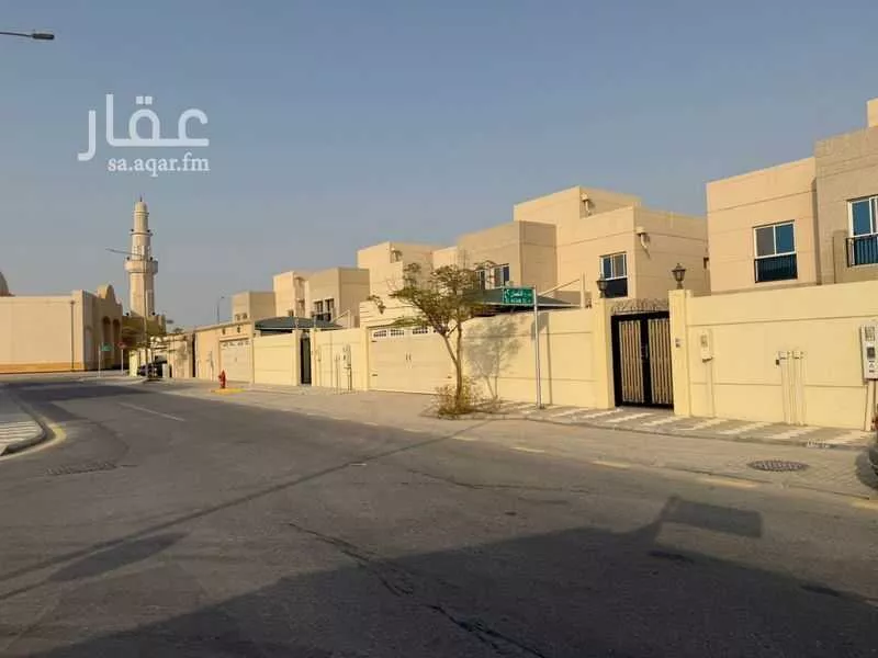فيلا للبيع في شارع شارع الاغصان 2أ, مدينة مدينه الجبيل الصناعيه, المنطقة الشرقية 1 صورة