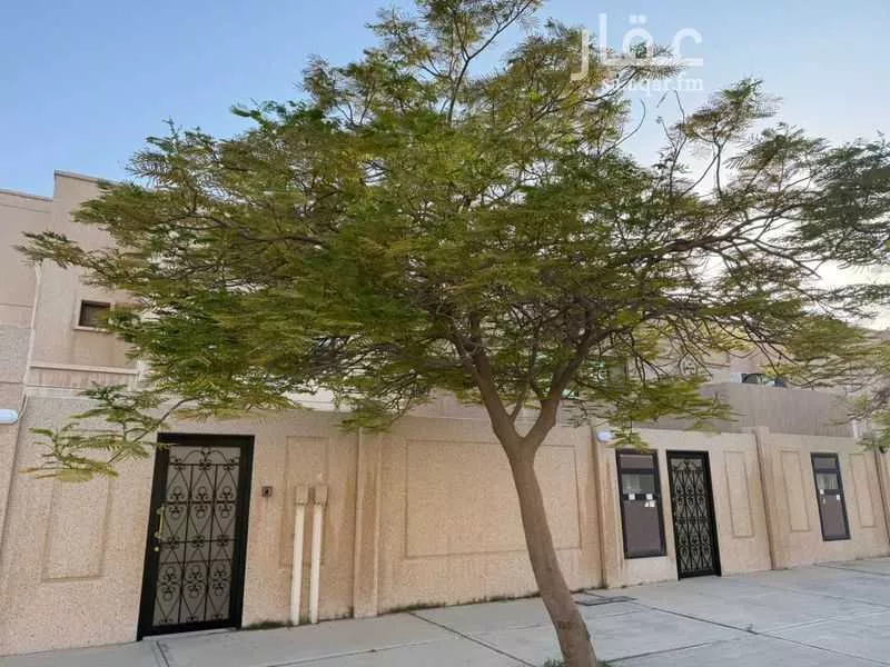 فيلا للبيع في شارع شارع الأبرق, حي جلمودة, مدينة مدينه الجبيل الصناعيه, المنطقة الشرقية 1 صورة