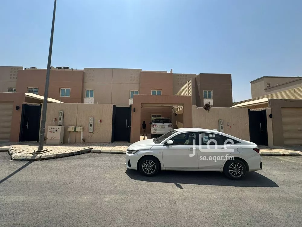 فيلا للإيجار في شارع أبي الغنائم الكتان, حي مطار الملك خالد الدولي, مدينة الرياض, منطقة الرياض 1 صورة