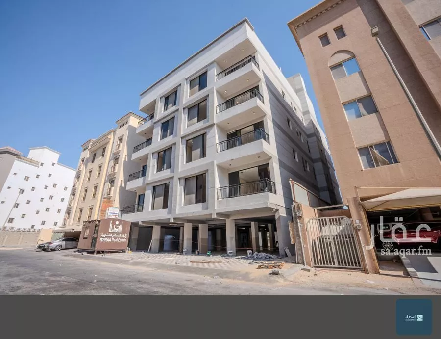 شقة للبيع في شارع يزيد بن حصين, حي الدانة الشمالية, مدينة الظهران, المنطقة الشرقية 1 صورة