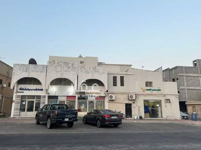 عمارة للبيع في شارع ممر ز, حي الدانة, مدينة رأس تنورة, المنطقة الشرقية 1 صورة
