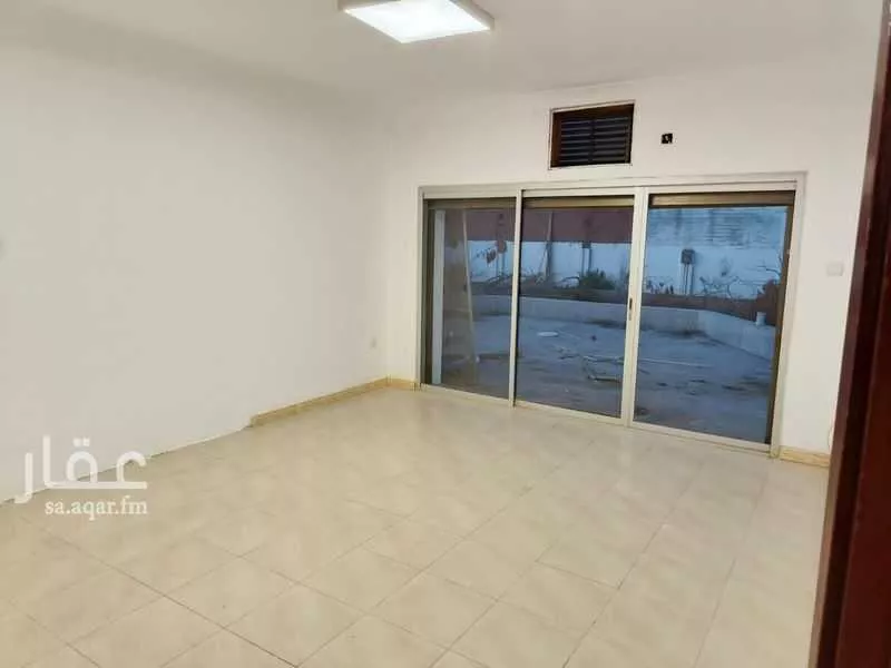 فيلا للإيجار في شارع نور الدين بن الصباغ ، حي الامير فواز الجنوبى ، جدة ، جدة 1 صورة