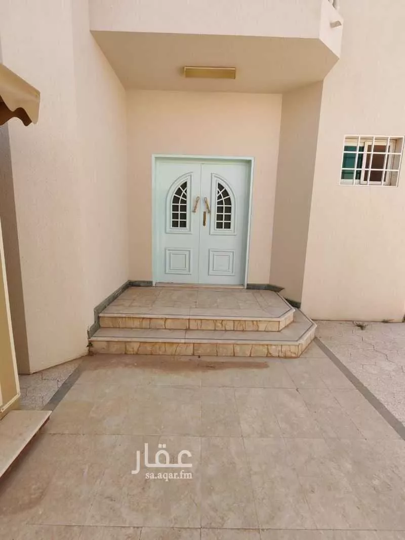 فيلا للبيع في شارع أبي المعالي بن أحمد, حي الريان, مدينة عنيزه, منطقة القصيم 1 صورة