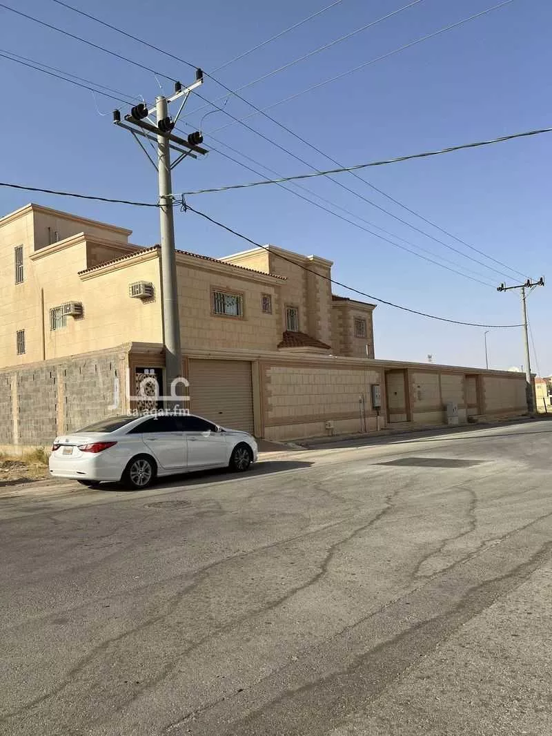 فيلا للبيع في شارع عمرو بن عثمان بن كعب بن سعد, حي الملك خالد, مدينة عنيزه, منطقة القصيم 1 صورة
