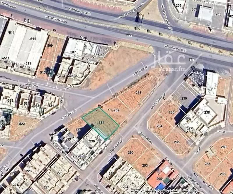 أرض للبيع في شارع عمر بن الخطاب, حي الخالدية, مدينة عنيزه, منطقة القصيم 1 صورة