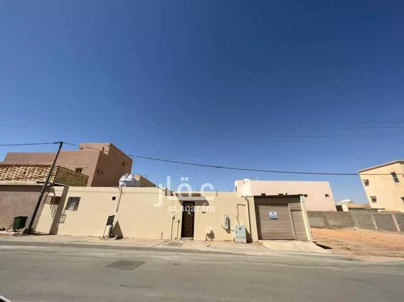 شقة للبيع في شارع عمرو بن عثمان بن كعب بن سعد, حي الملك خالد, مدينة عنيزه, منطقة القصيم 1 صورة