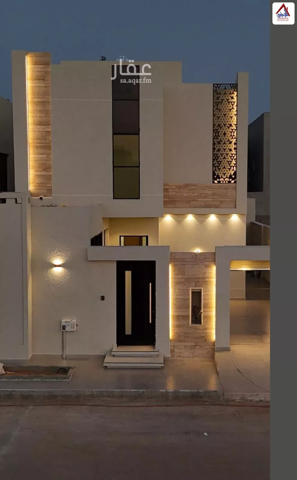 فيلا للبيع في شارع أبي عبد الرحمن القصير, حي الوهلان, مدينة عنيزة, منطقة القصيم 1 صورة