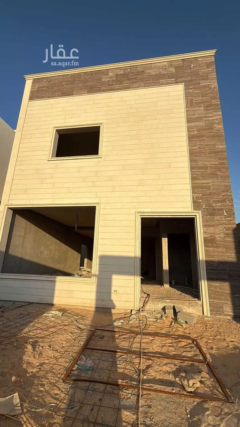 فيلا للبيع في شارع اللسيب, حي اللسيب, مدينة بريدة, منطقة القصيم 1 صورة