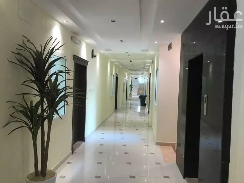 شقة للإيجار في شارع الأمير منصور بن عبدالعزيز, حي الوزارات, مدينة الرياض, منطقة الرياض 1 صورة