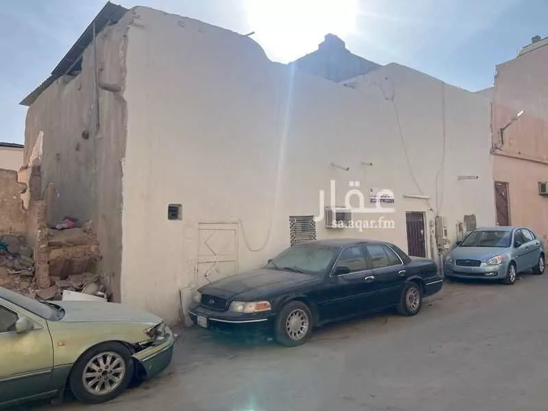عمارة للإيجار في شارع أبي الكرم الحمامي, حي البديعة, مدينة الرياض, منطقة الرياض 1 صورة