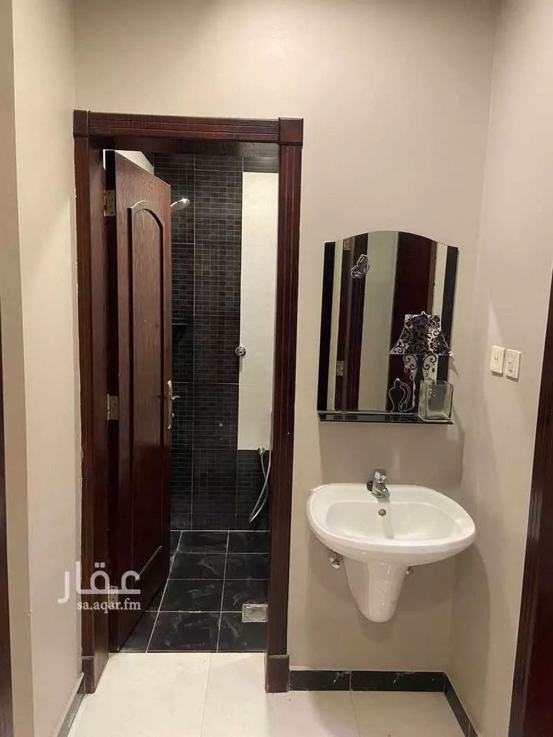 شقة للبيع في شارع تمران, حي هجر, مدينة الدمام, المنطقة الشرقية 1 صورة