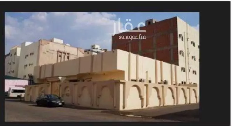 دور للبيع في شارع ابن سريح, حي العريض, مدينة المدينة المنورة, منطقة المدينة المنورة 1 صورة