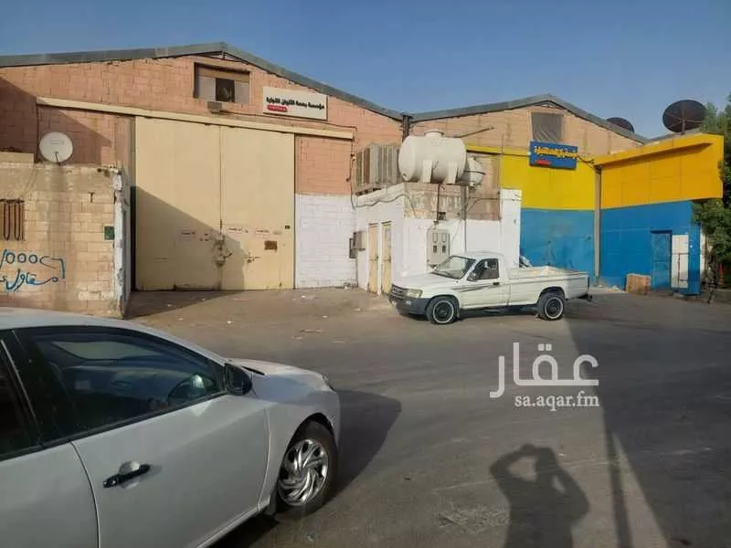 محل للبيع في شارع ابي سعيد المقرئ, حي الفيصلية, مدينة الرياض, منطقة الرياض 1 صورة