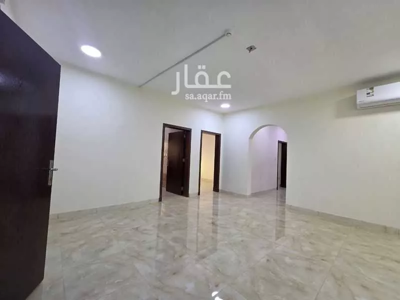 شقة للإيجار في شارع الظهران, حي الفيحاء, مدينة رأس تنورة, المنطقة الشرقية 1 صورة