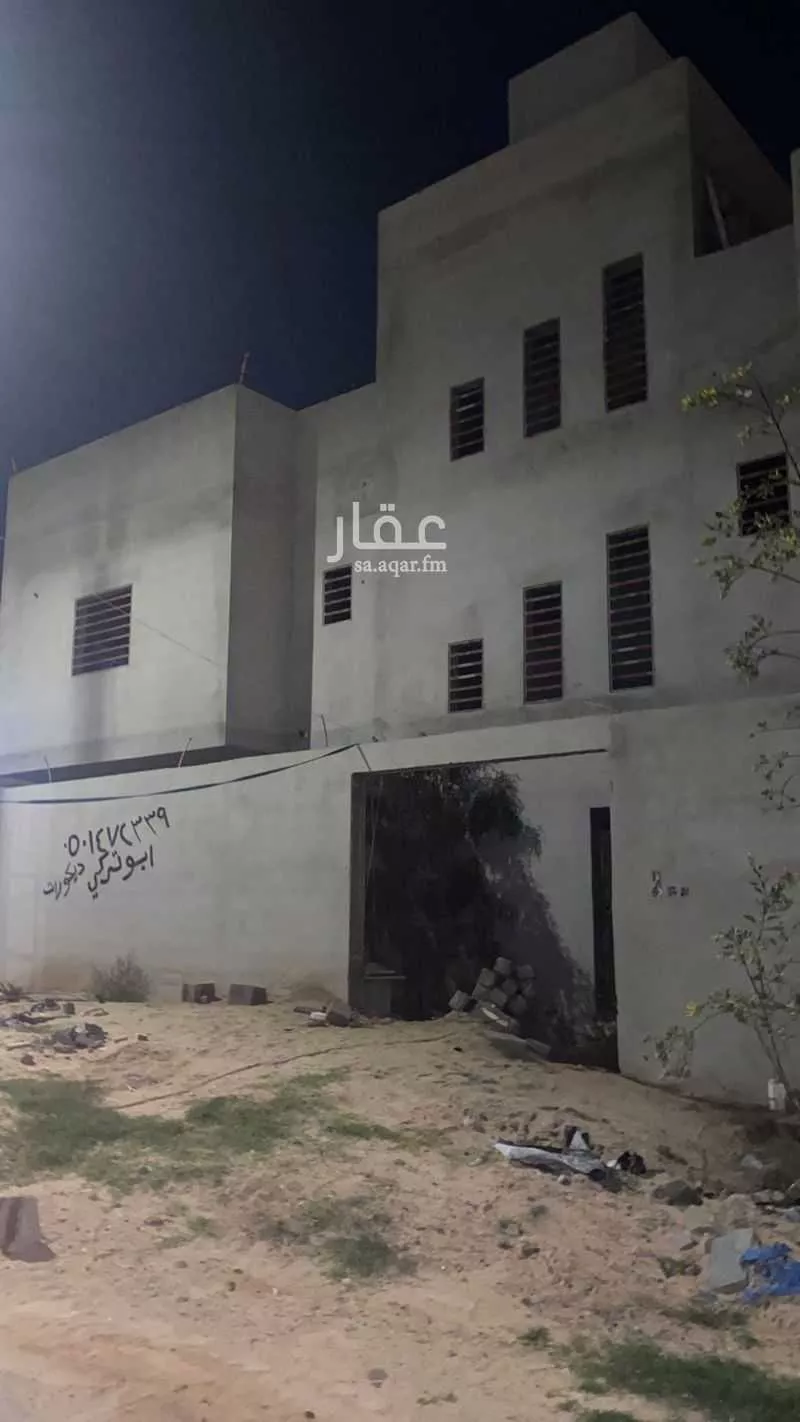 عمارة للبيع في شارع 7138156, حي تمنية, مدينة ابها, منطقة عسير 1 صورة