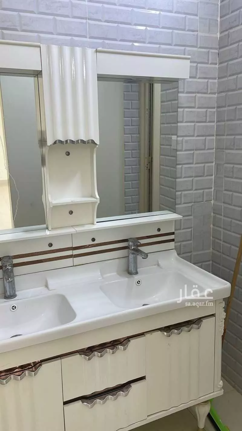 شقة للإيجار في شارع الامام محمد بن سعود ، محايل ، محايل 1 صورة