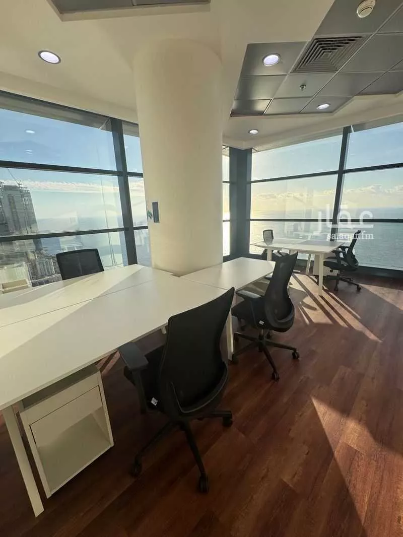 مكتب تجاري للإيجار في شارع طه خصيفان, حي الشاطئ, مدينة جدة, منطقة مكة المكرمة 1 صورة