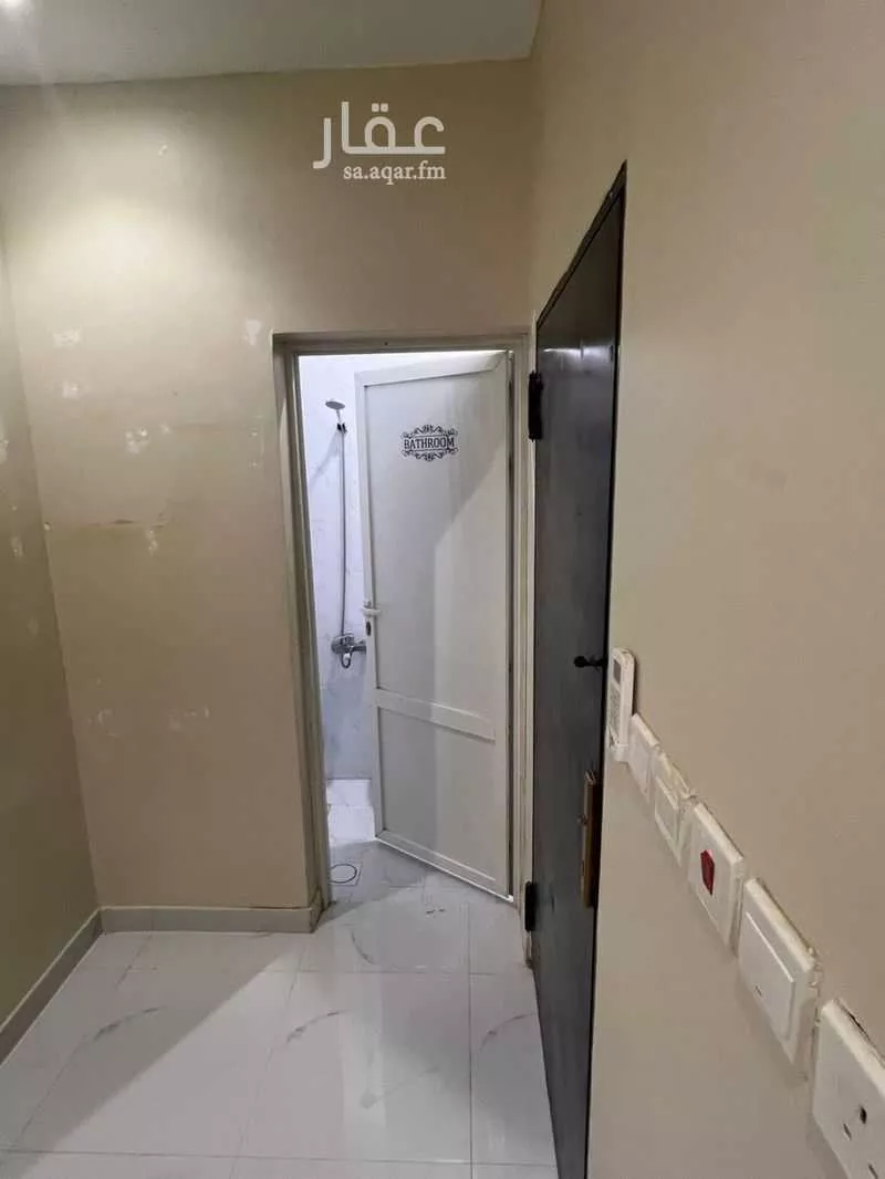 غرفة للإيجار في شارع أبي الحسين المدائني, حي العارض, مدينة الرياض, منطقة الرياض 1 صورة