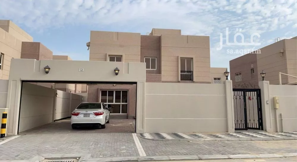 فيلا للبيع في شارع شارع السنابل 5, مدينة مدينه الجبيل الصناعيه, المنطقة الشرقية 1 صورة