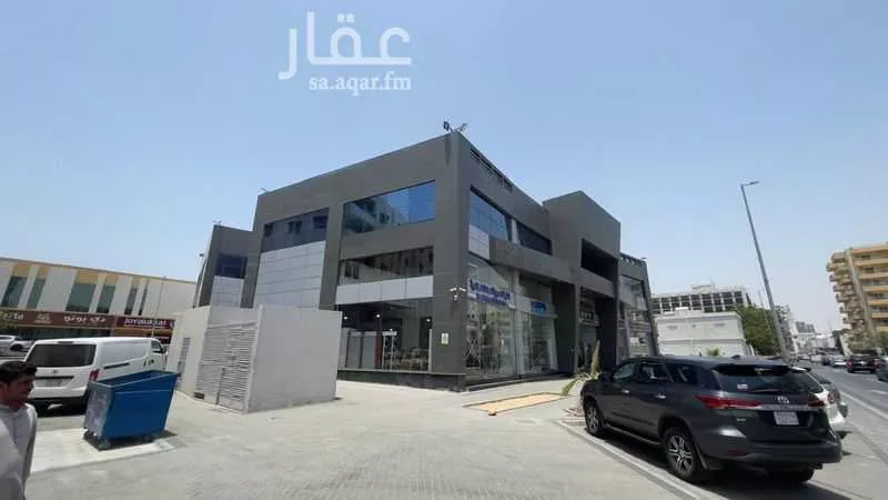 عمارة للإيجار في شارع طريق المدينة المنورة, حي الشرفية, مدينة جدة, منطقة مكة المكرمة 1 صورة
