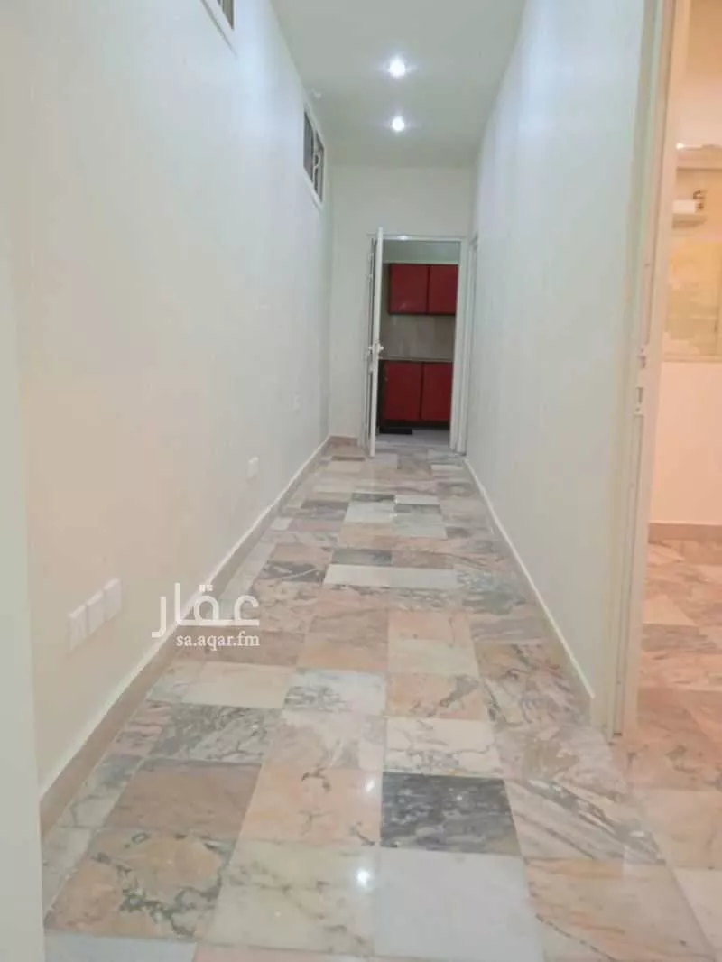 عمارة للإيجار في شارع ابن سهل, حي الصفاء, مدينة جدة, منطقة مكة المكرمة 1 صورة