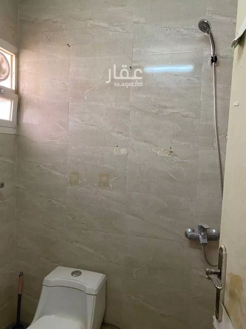 دور للإيجار في شارع خالد بن سنان العبسي, حي الرحمانية, مدينة الرياض, منطقة الرياض 1 صورة