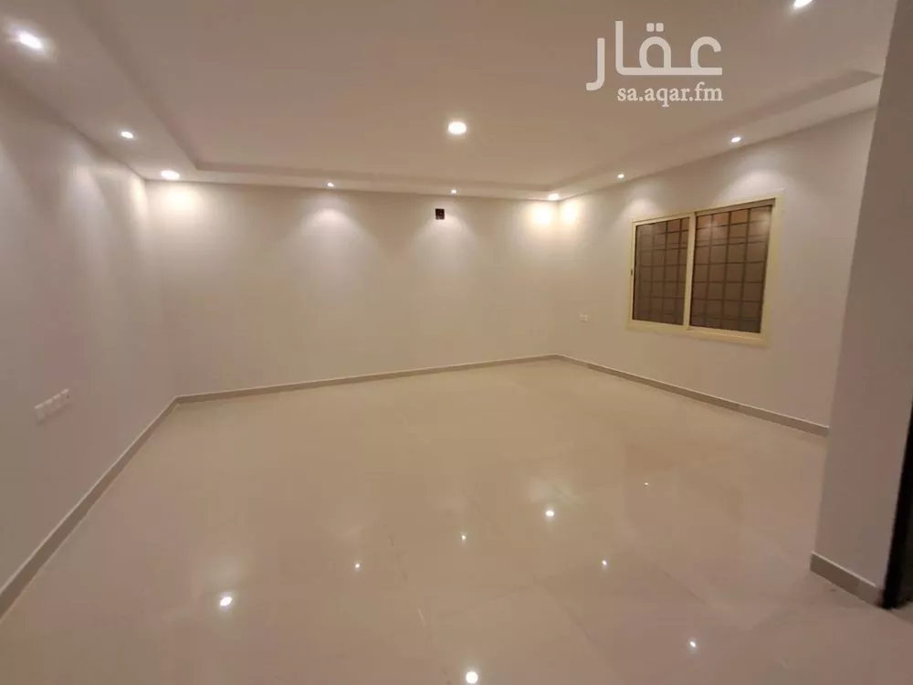 فيلا للإيجار في شارع الظفيري, حي ظهرة العودة شرق, مدينة امارة منطقة الرياض - الدرعيه, منطقة الرياض 1 صورة