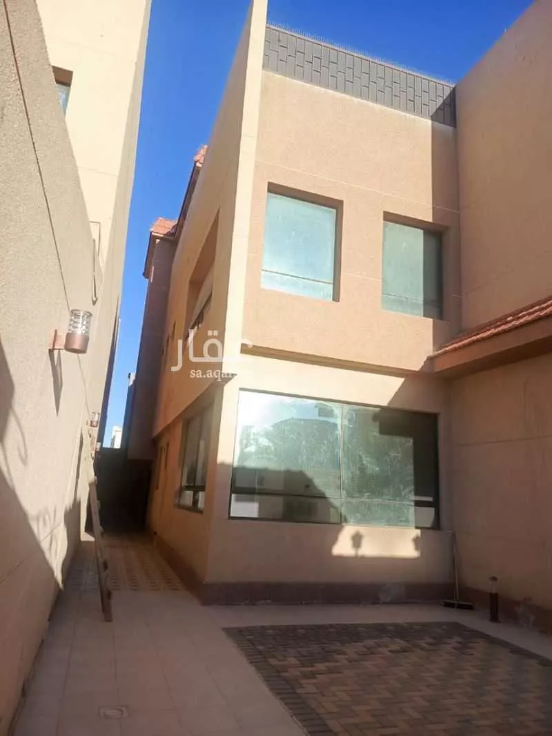 فيلا للإيجار في شارع الحكم ابن مسلم العقيلي, حي الرانوناء, مدينة المدينة المنورة, منطقة المدينة المنورة 1 صورة