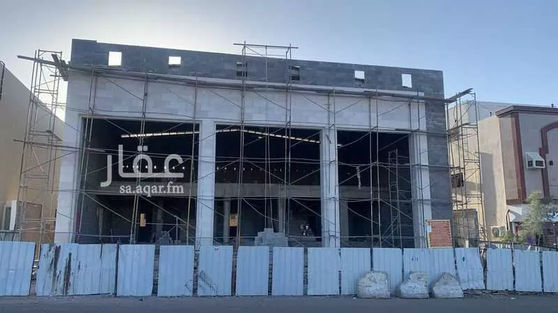 محل للإيجار في شارع ام منيع اسماء بنت عمرو الانصارية, حي الرانوناء, مدينة المدينة المنورة, منطقة المدينة المنورة 1 صورة